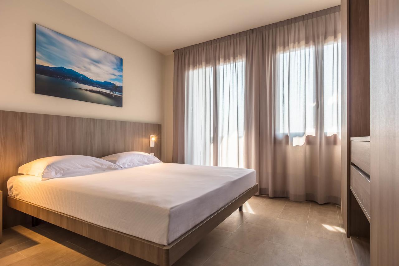 Le Torri Del Garda Familyspa Resort 토리델베나코 외부 사진