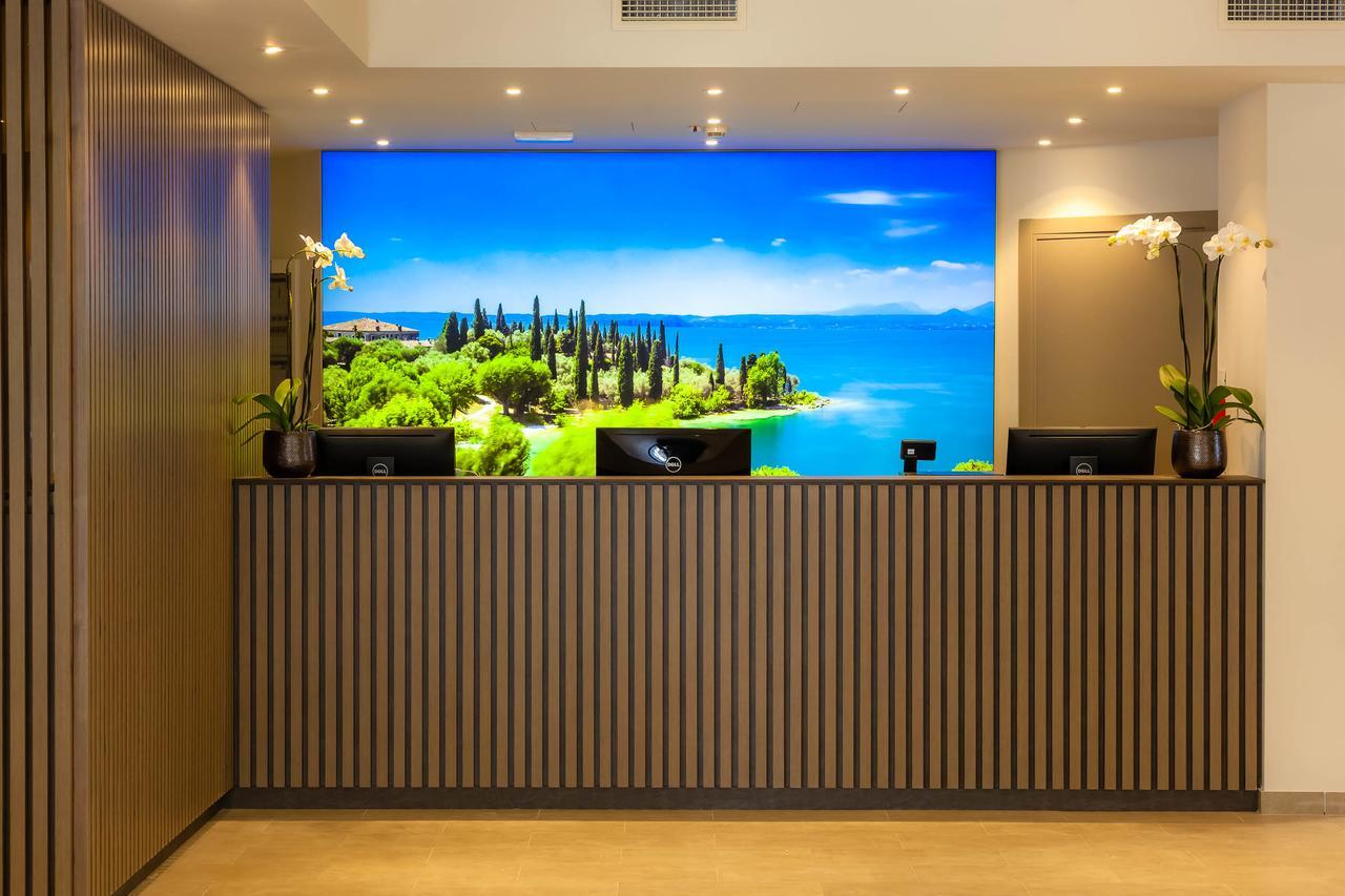 Le Torri Del Garda Familyspa Resort 토리델베나코 외부 사진